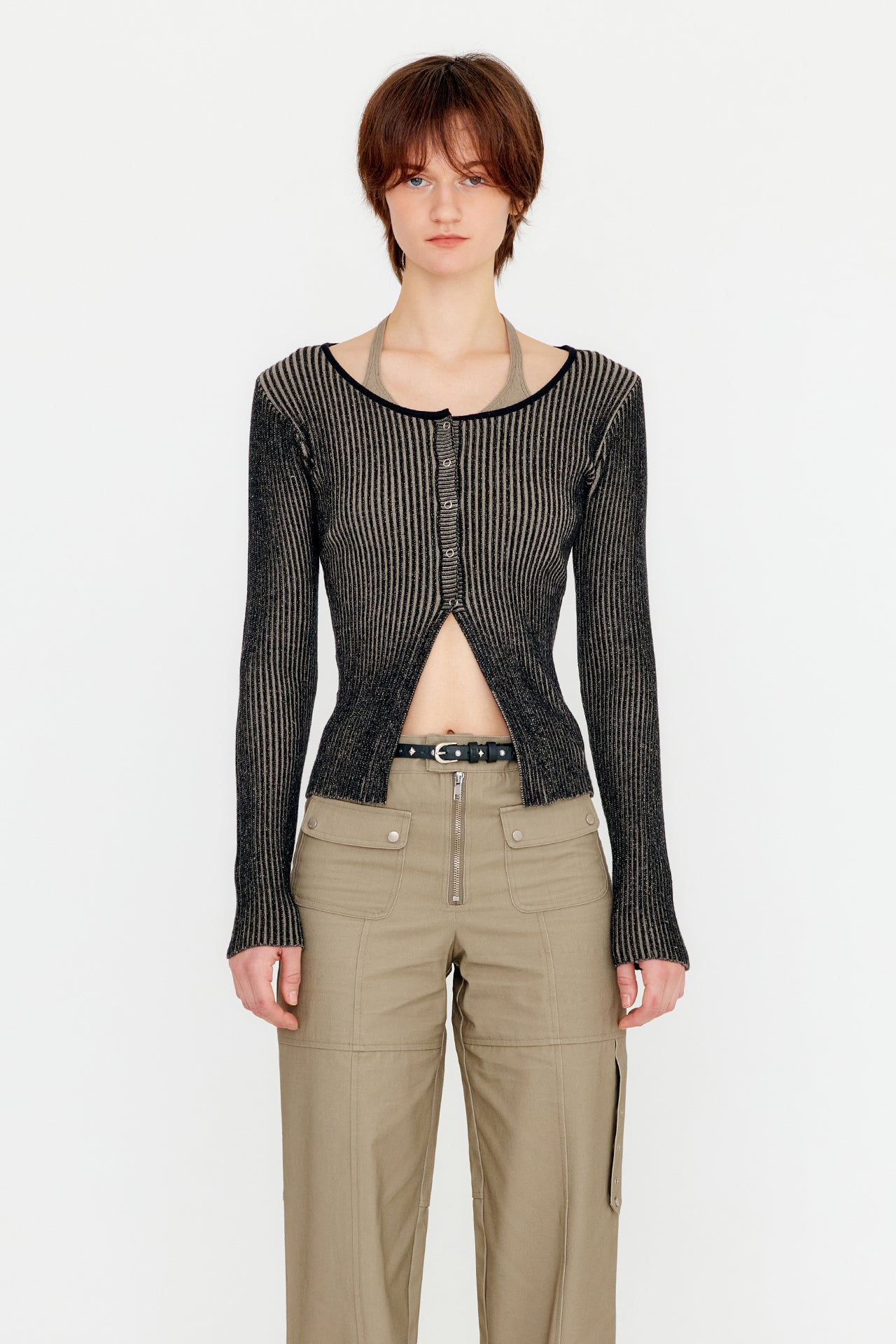Yuse Two Tone Halter Sleeve Layered Knit Top [Black]